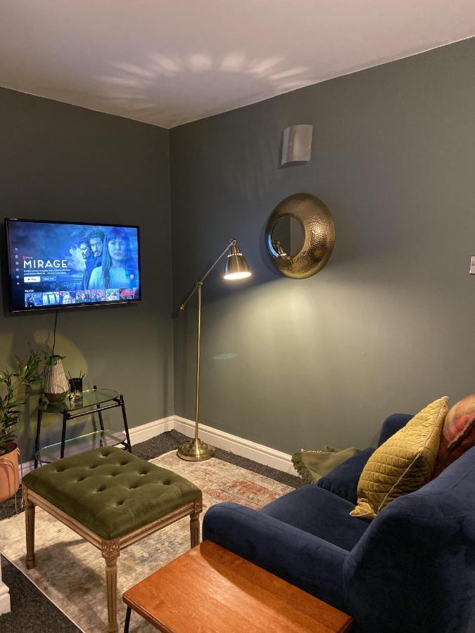 Nest Easy - Derngate Basement Apartman Northampton Kültér fotó