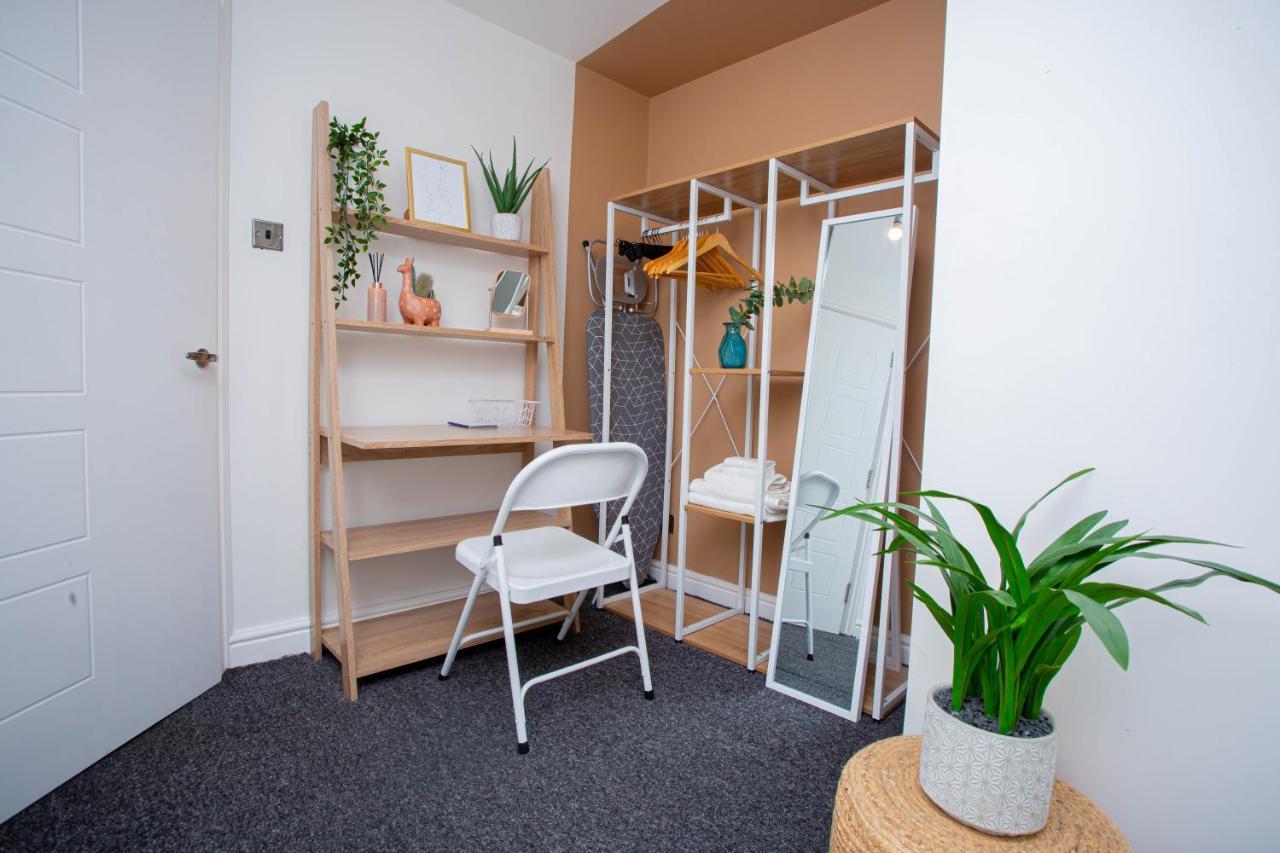 Nest Easy - Derngate Basement Apartman Northampton Kültér fotó