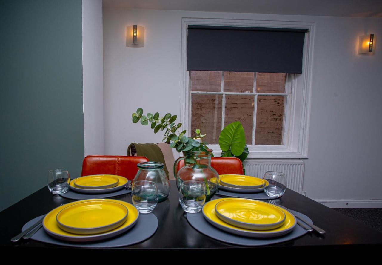 Nest Easy - Derngate Basement Apartman Northampton Kültér fotó