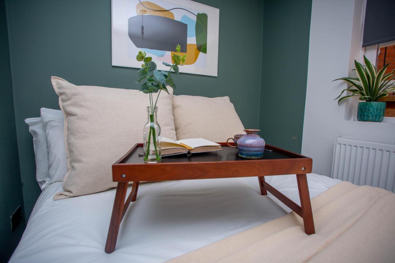Nest Easy - Derngate Basement Apartman Northampton Kültér fotó